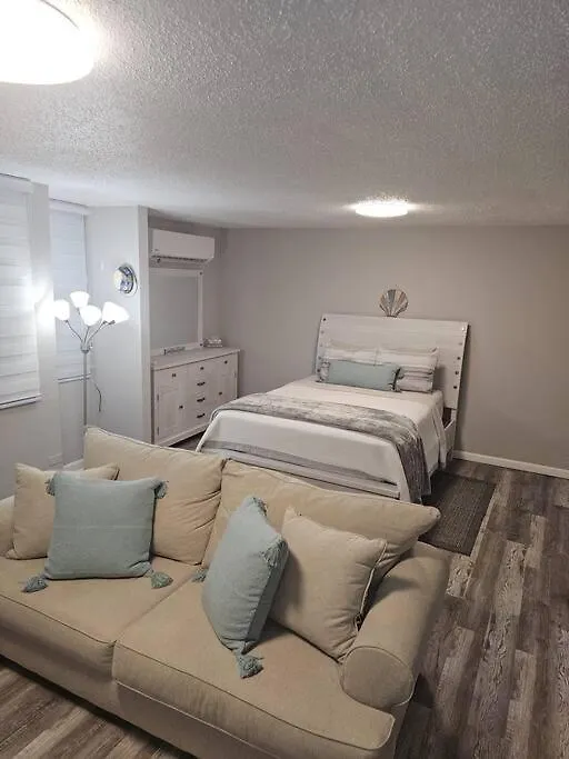 Beachfront Studio Sanctuary Luquillo Apartamento